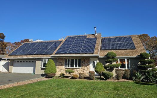 11 Mill Dr, Mastic Beach, NY 11951