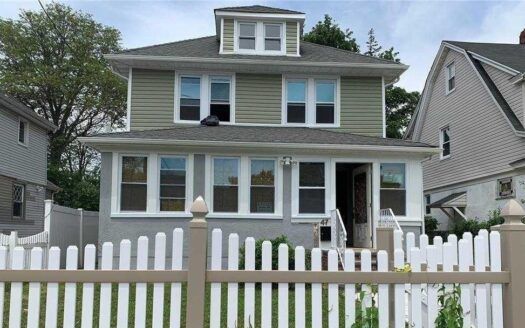 47 Gladys Avenue, Hempstead, New York 11550