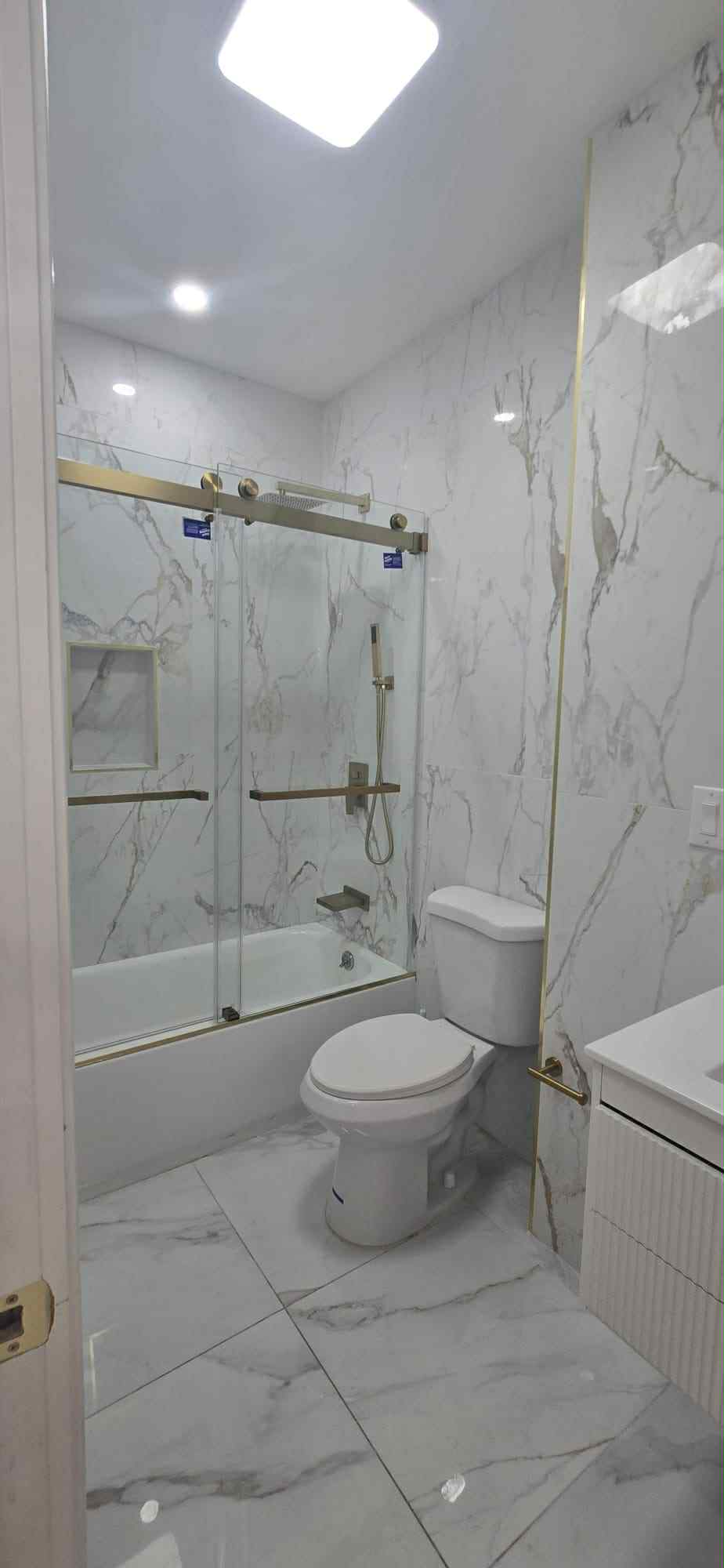 abf2b813-2628-4232-9fe4-2eb4c460564d